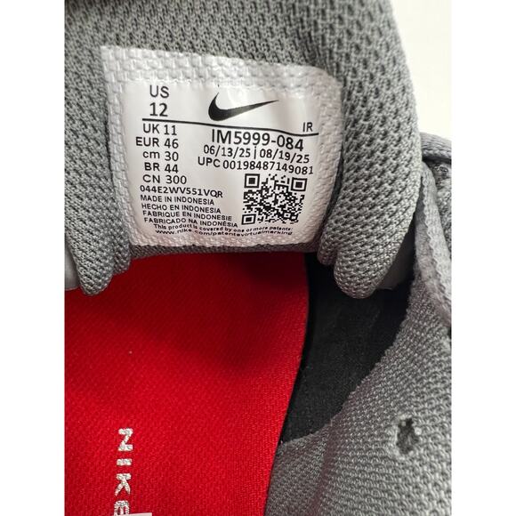 Nike Shox Ride 2 Men's Size 12 Smoke Grey University Red IM5999-084 New - Picture 12 of 16